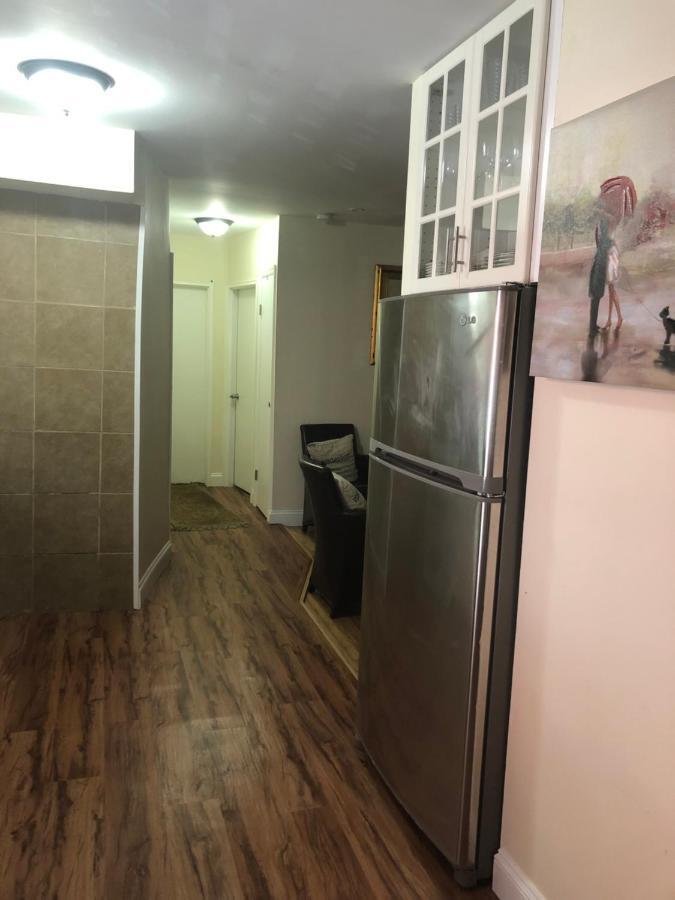 Town House In Canarsie Villa Ню Йорк Екстериор снимка